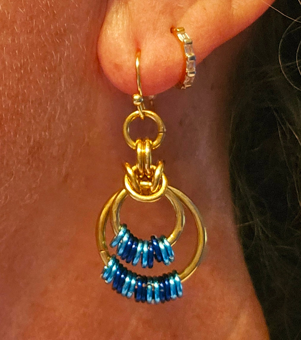Blue Byzantine Circle Chain Maille Earrings ⛓️ 💙
