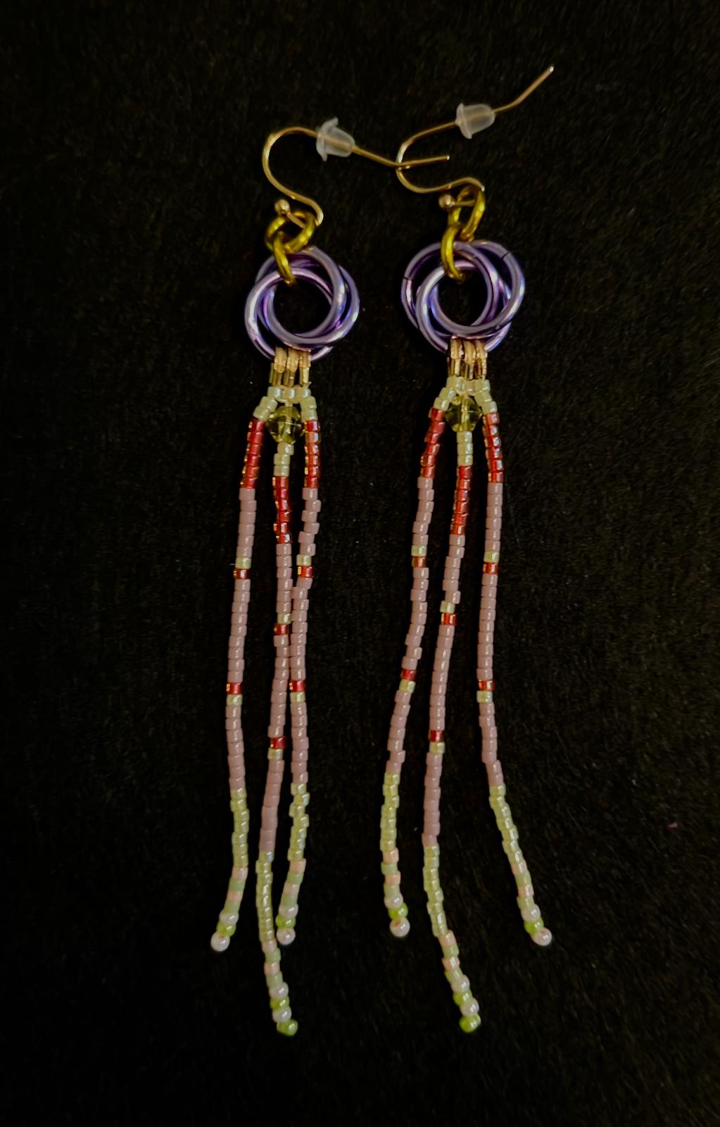Mobius Flower Chain Maille ⛓️ with glass Japanese beads