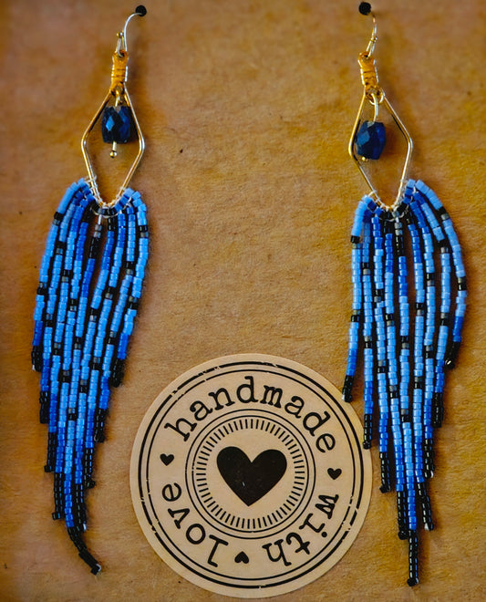 Lapis Lazuli beaded earrings ✨️